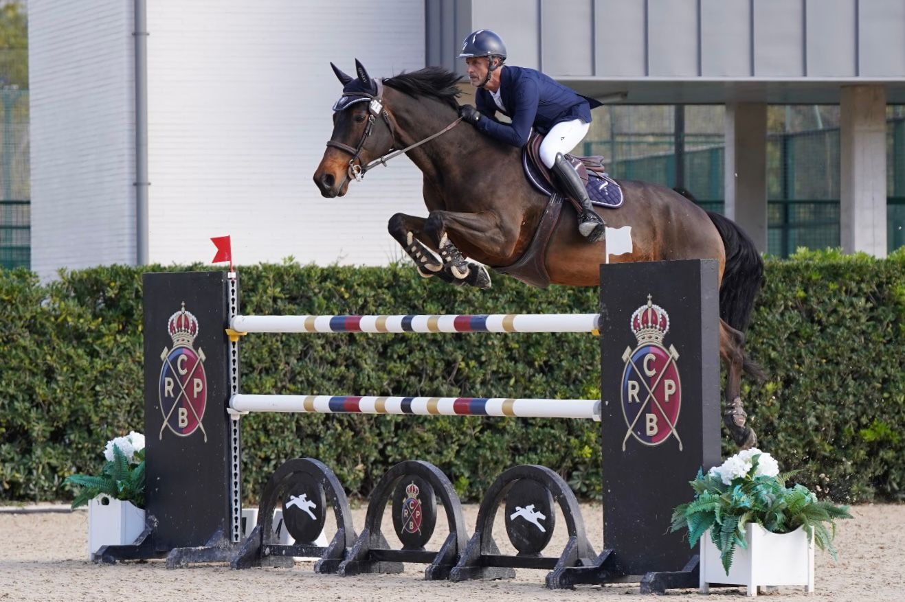 El francés Wilfrid Prud ganó el GP en el CSI2* 